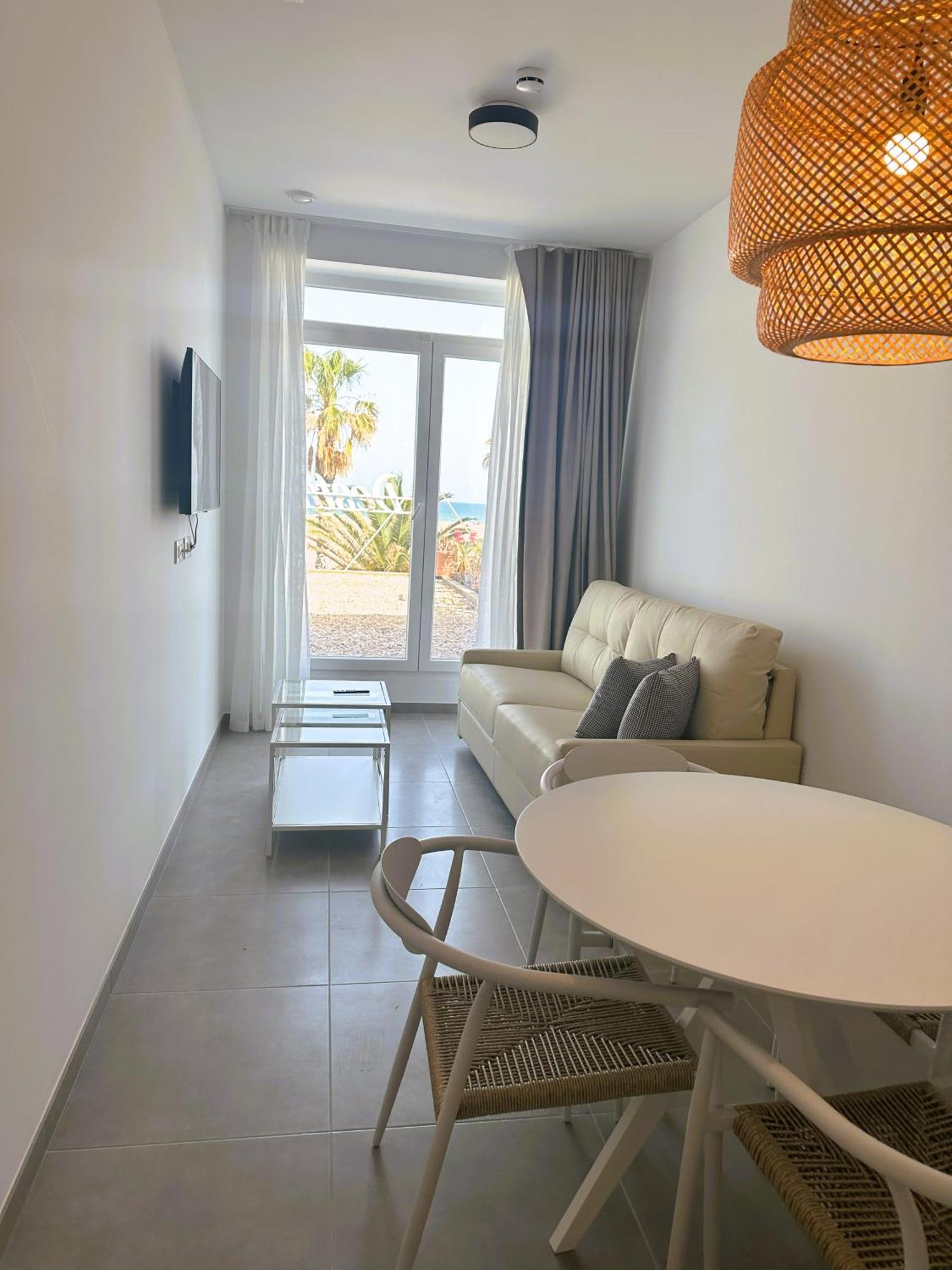 Almar 52 Suites Valencia Bagian luar foto