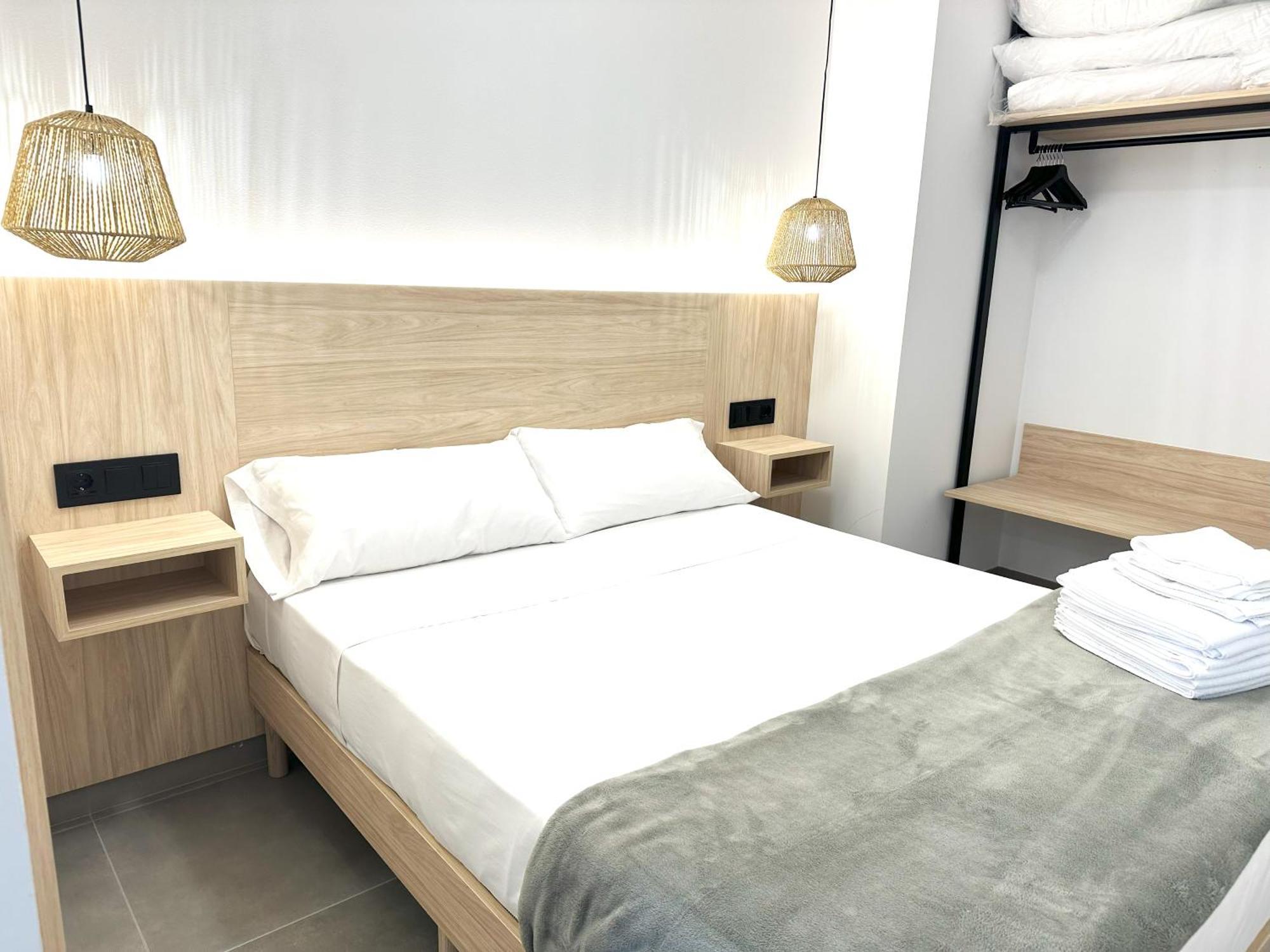 Almar 52 Suites Valencia Bagian luar foto