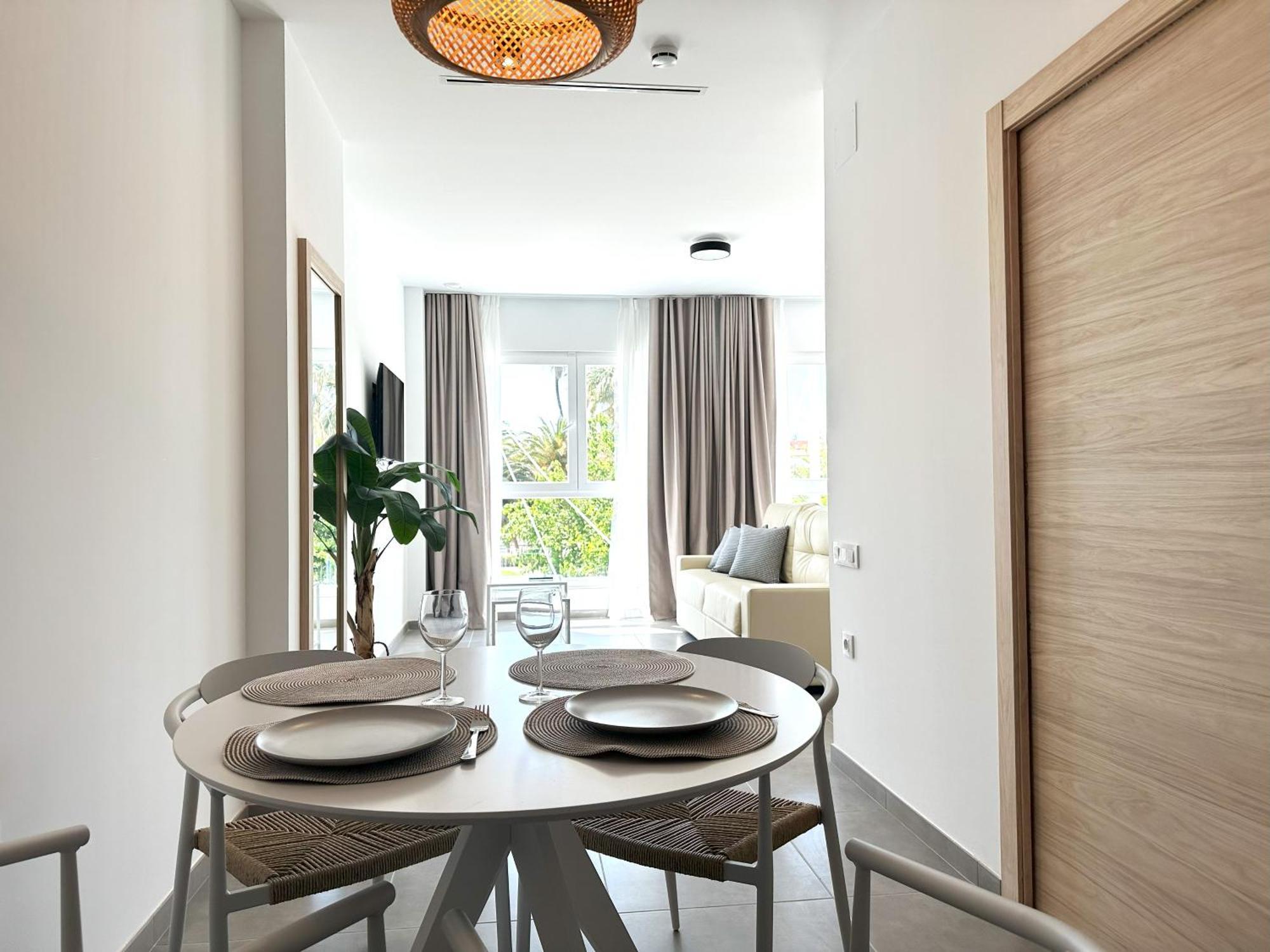Almar 52 Suites Valencia Bagian luar foto