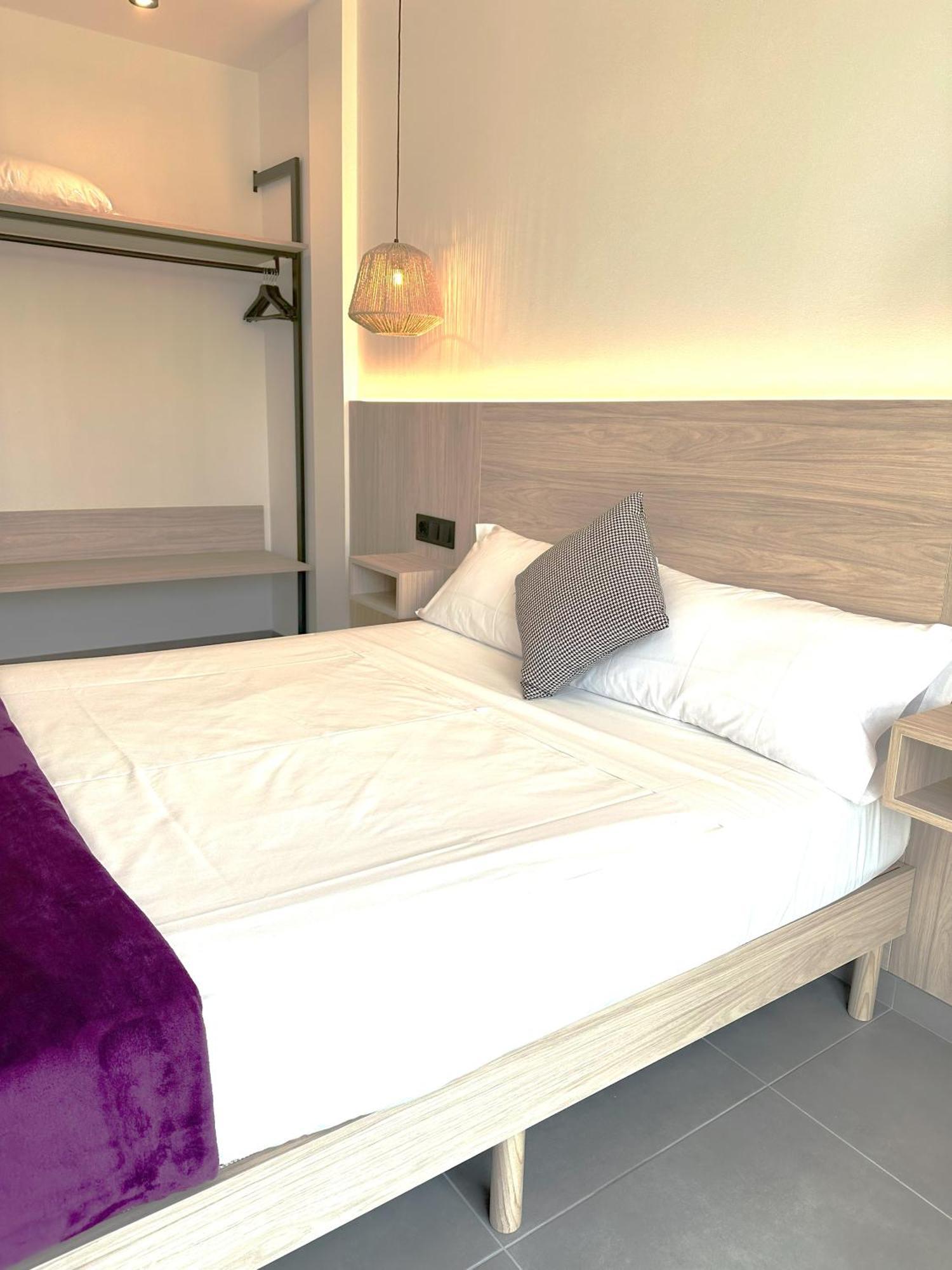 Almar 52 Suites Valencia Bagian luar foto