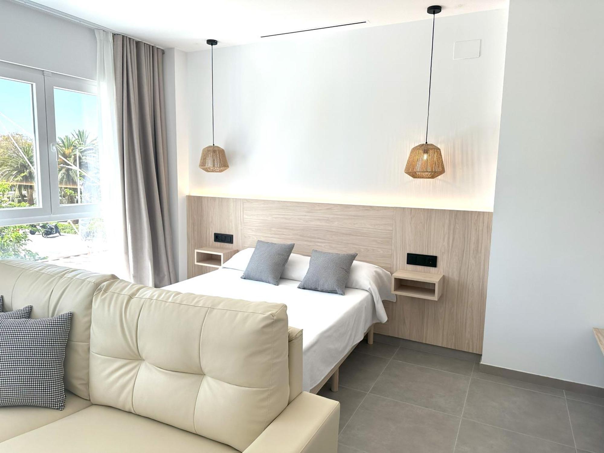Almar 52 Suites Valencia Bagian luar foto